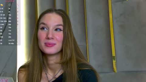 Leslie online show from February 14, 2025, 2:44 pm