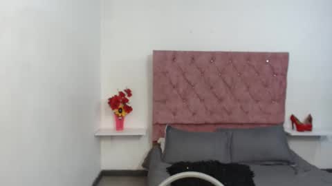 lesly_hot26 online show from November 16, 2025, 4:40 am