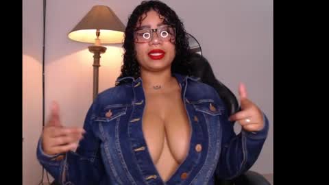 Snapshot of leslycarsson chatting on April 30, 2026, 2:18 am lesly online show from April 30, 2026, 2:18 am