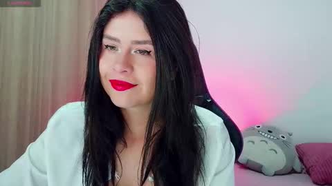 Snapshot of leslystone_ chatting on February 2, 2026, 8:07 pm Lesly online show from February 2, 2026, 8:07 pm