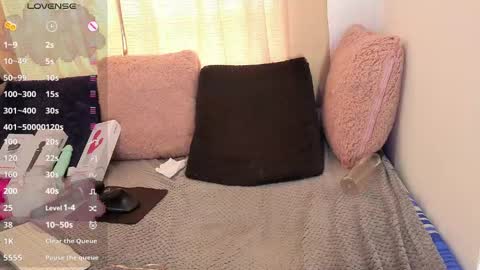 lessliee online show from April 23, 2026, 12:29 pm