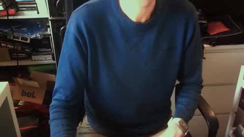 Vampiro Diurno online show from November 3, 2025, 3:35 pm