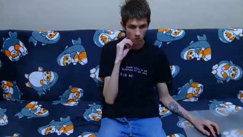 Snapshot of lester_broo chatting on July 11, 2026, 9:38 pm lester_broo online show from July 11, 2026, 9:38 pm