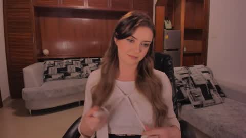 lesya krutalevich online show from July 18, 2026, 3:16 pm