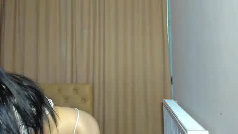 lesyaliss online show from May 16, 2026, 7:34 pm