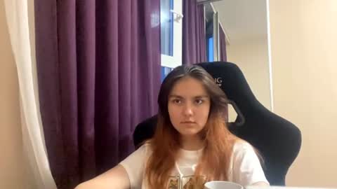 Milena online show from July 28, 2026, 4:39 pm