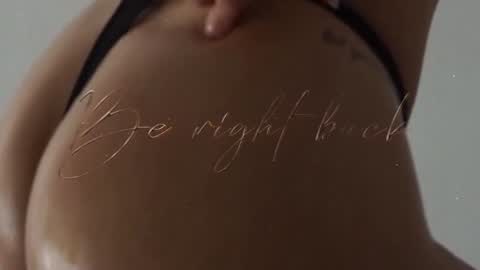 Snapshot of letiziafulkers1 chatting on January 29, 2025, 10:53 pm Letizia Fulkers online show from January 29, 2025, 10:53 pm