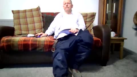 Snapshot of letmestrip chatting on February 3, 2026, 6:57 pm paul online show from February 3, 2026, 6:57 pm