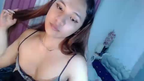 Snapshot of letsplaybaby_ chatting on May 3, 2026, 12:11 pm gene online show from May 3, 2026, 12:11 pm