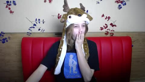 letty_curly online show from December 5, 2024, 6:10 am