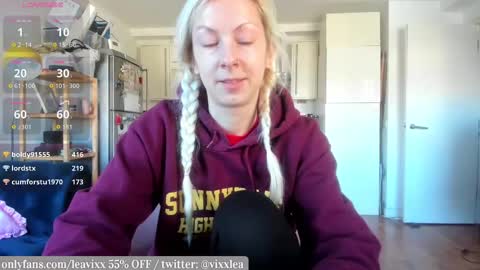 LeaVixx online show from March 5, 2026, 9:49 am