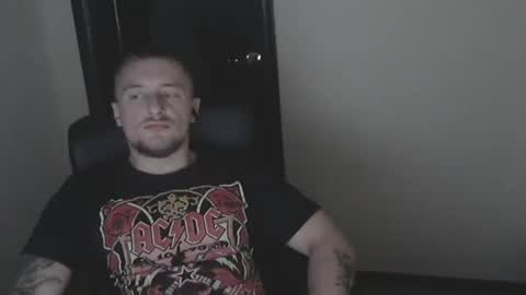 lev1ngston online show from December 24, 2024, 3:37 pm