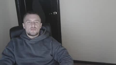 lev1ngston online show from December 29, 2024, 2:52 pm