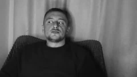 lev1ngston online show from February 11, 2026, 8:14 pm