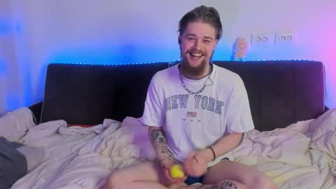 Snapshot of lev_miller chatting on March 6, 2026, 2:41 am lev_miller online show from March 6, 2026, 2:41 am