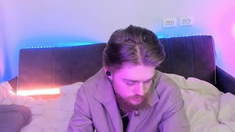 Snapshot of lev_miller chatting on March 9, 2026, 2:26 am lev_miller online show from March 9, 2026, 2:26 am