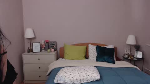 Mary online show from March 9, 2025, 12:53 pm