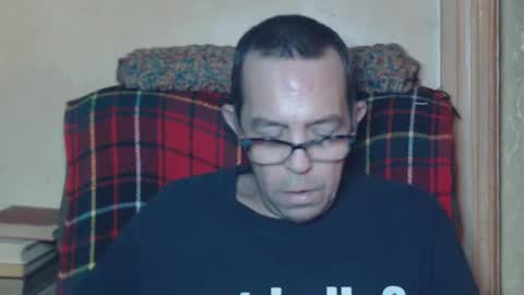 Snapshot of levon48 chatting on December 26, 2024, 1:18 am levon48 online show from December 26, 2024, 1:18 am