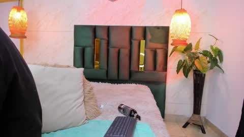 LevySteven online show from December 3, 2025, 4:53 am