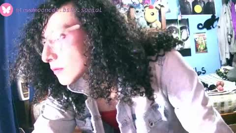 Snapshot of lewd_mooncat chatting on April 14, 2026, 11:00 pm Lewd Mooncat online show from April 14, 2026, 11:00 pm