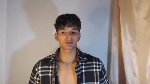 i  am lewis ly EDUARDO MEMDOZA15 online show from February 7, 2026, 6:11 pm