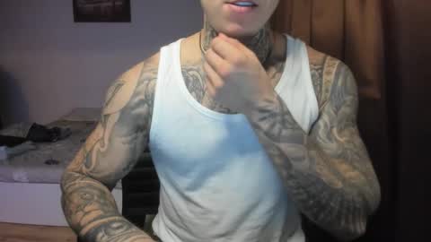 Snapshot of lewis_muscleee chatting on November 26, 2025, 11:06 pm blablablack online show from November 26, 2025, 11:06 pm