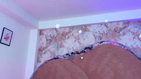 Snapshot of lexaderuso chatting on December 26, 2024, 8:00 pm LexaDeRuso online show from December 26, 2024, 8:00 pm