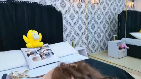 Snapshot of lexaderuso chatting on November 10, 2025, 7:46 pm LexaDeRuso online show from November 10, 2025, 7:46 pm