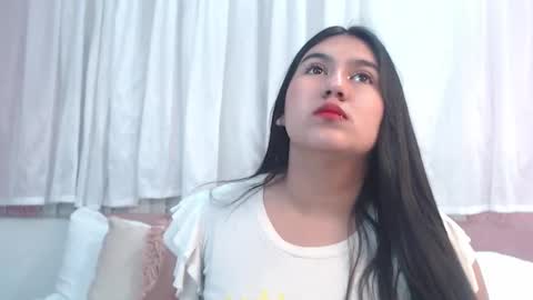 Gabrielle online show from November 23, 2025, 10:48 am