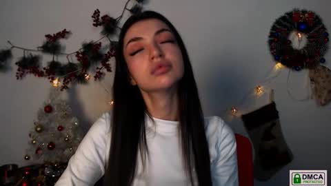 Alexia online show from December 22, 2025, 3:20 pm