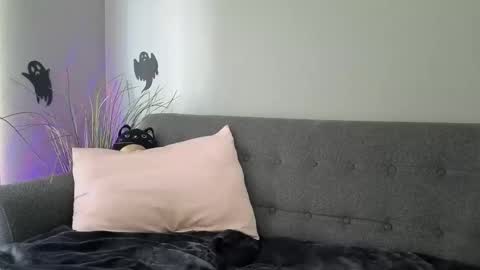 Lexi online show from October 1, 2025, 7:09 pm