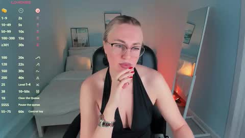 Snapshot of lexi_terele chatting on November 16, 2025, 7:14 am Lexy - Follow me online show from November 16, 2025, 7:14 am