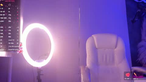 Lexi Adams  online show from July 26, 2026, 12:12 pm