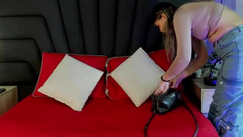 Lexie online show from November 15, 2025, 11:29 am