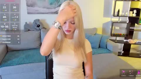 Snapshot of lexieblonde chatting on June 10, 2026, 6:01 am lexieblonde online show from June 10, 2026, 6:01 am