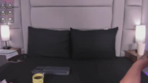 lexiee__ online show from May 9, 2026, 11:37 am