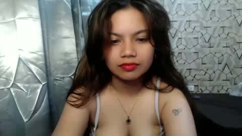 LEXIE online show from January 1, 2025, 5:54 am