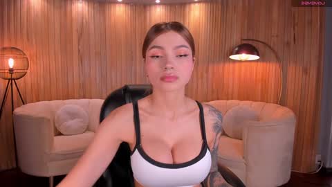 Lexie  online show from December 16, 2024, 7:54 pm