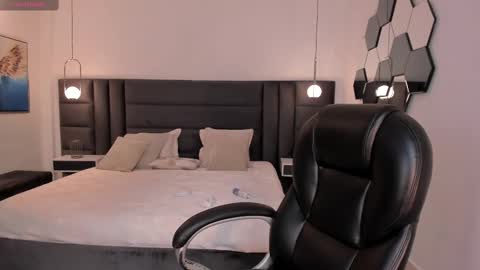 Lexie  online show from February 19, 2025, 7:59 pm