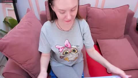 Lexi online show from October 14, 2025, 6:25 am