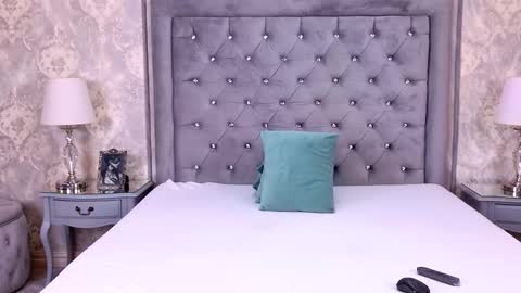 Lexi Riley online show from December 20, 2025, 6:53 am