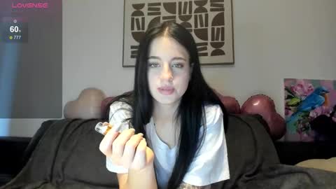 Snapshot of lexisinnn chatting on November 27, 2025, 8:16 am Lexi online show from November 27, 2025, 8:16 am