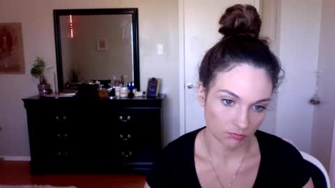 lexwyoex online show from September 30, 2025, 3:39 pm