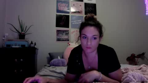 lexwyoex online show from October 3, 2025, 3:47 am