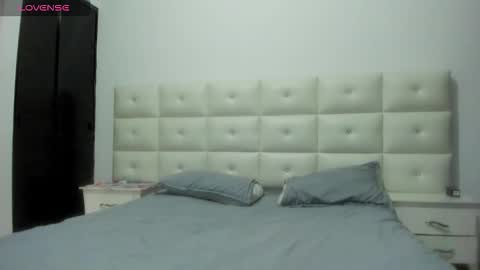 Snapshot of lexxi_ross chatting on October 27, 2025, 12:53 pm LEXXI online show from October 27, 2025, 12:53 pm