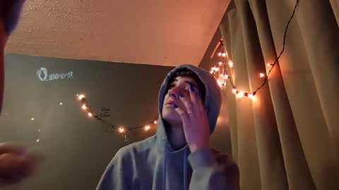Snapshot of lexxndemm chatting on December 7, 2024, 5:04 am lexxndemm online show from December 7, 2024, 5:04 am