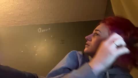 Snapshot of lexxndemm chatting on December 15, 2024, 4:18 am lexxndemm online show from December 15, 2024, 4:18 am