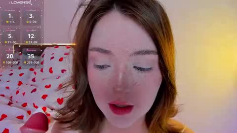 lexi miu online show from June 14, 2026, 7:05 pm