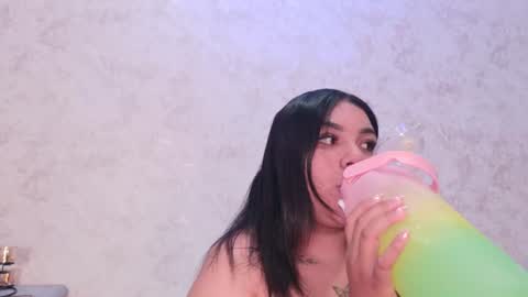 lexy and mia online show from June 8, 2026, 3:18 am