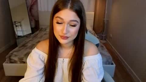 Lexy Gilbert online show from July 28, 2026, 9:48 am